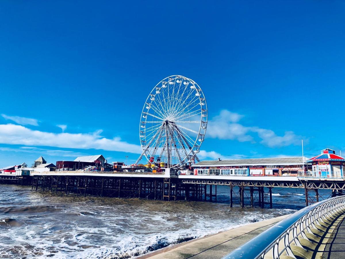 Kensington Suite Sasco Apartments Blackpool Bagian luar foto